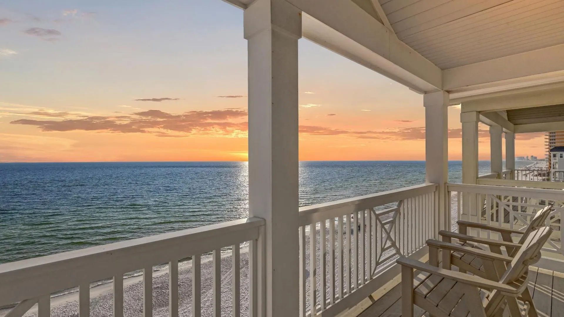 Holiday home Pineapple Paradise! 6Br 7Ba Beachfront House! Private Pool! Grill! Sleeps 16! Panama City Beach United States